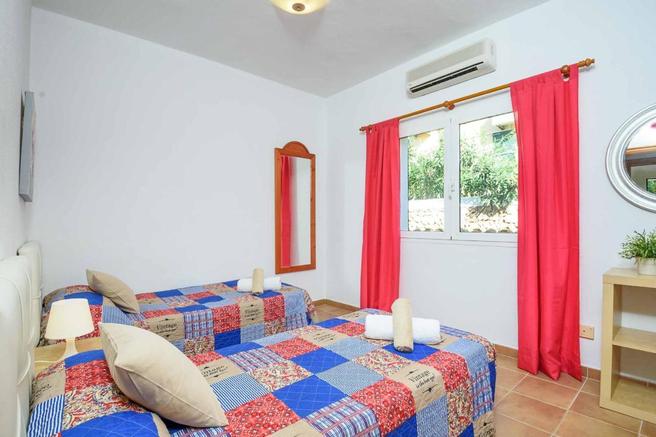 Villa Paula Cala En Porter  Luaran gambar